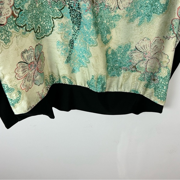 Zac & Rachel Floral Print Women's Top - Green and Black Size Large - Picture 6 of 8